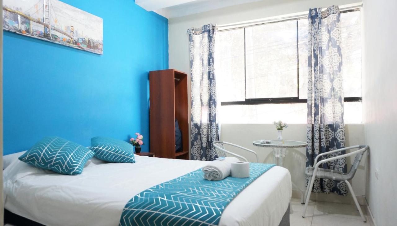 Aypa Hostal Trujillo Extérieur photo