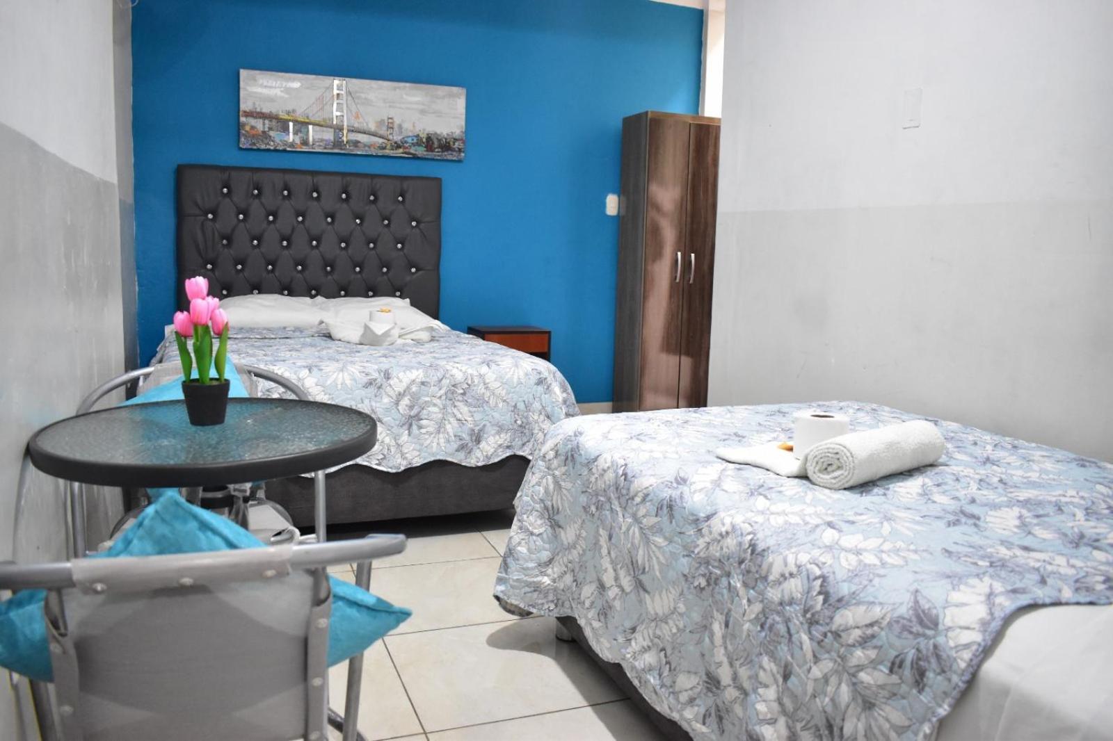 Aypa Hostal Trujillo Extérieur photo